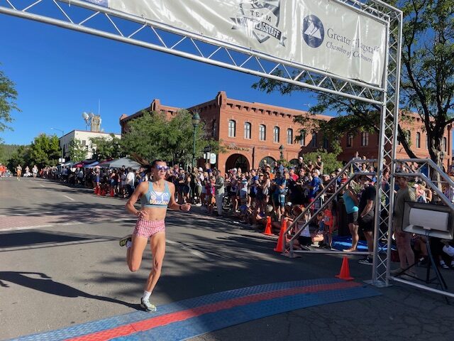 Flagstaff Downtown Mile: NAU’s Congdon, Dark Sky’s Tesfamariam Win Elite Races, as City Once More Celebrates Its Rich Running Culture